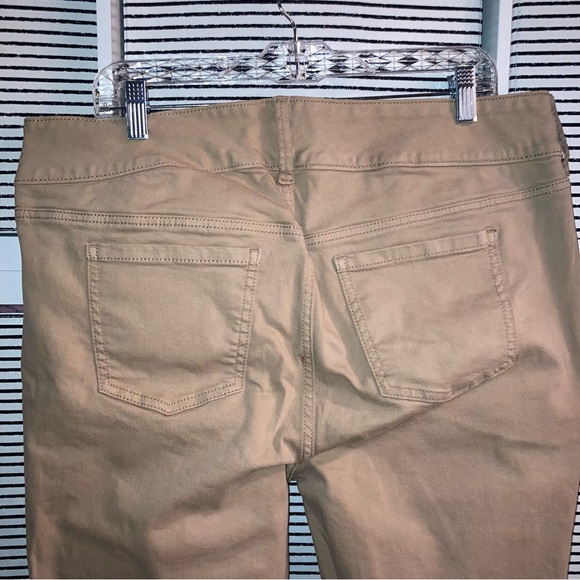 Torrid |Feel the fit jeans jeccinc | Size 16r - Picture 4 of 12